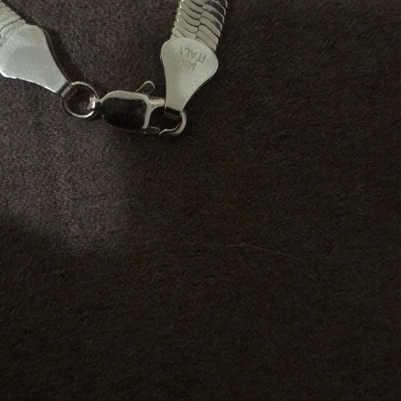 New in box never worn chain - Picture 2 of 2